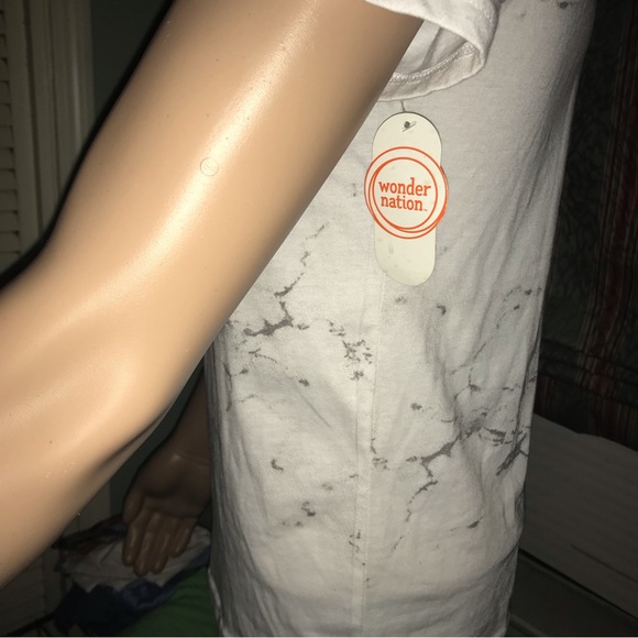 NWT 💀Boys Marbled💀Skull T•Shirt - Picture 2 of 5